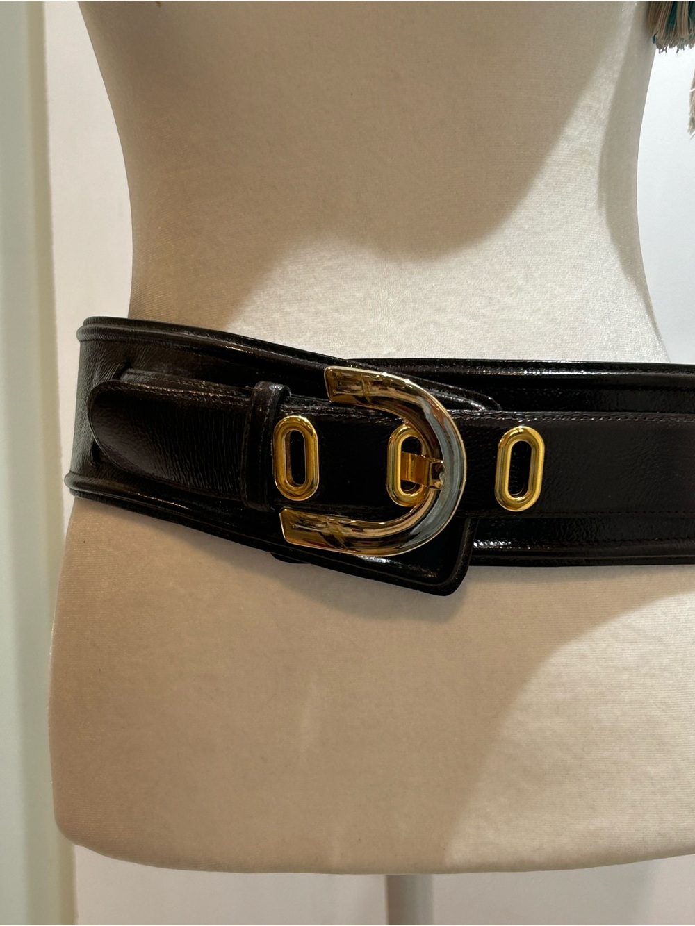 Per Se Brown Patent Leather Belt with Gold Buckle SzM